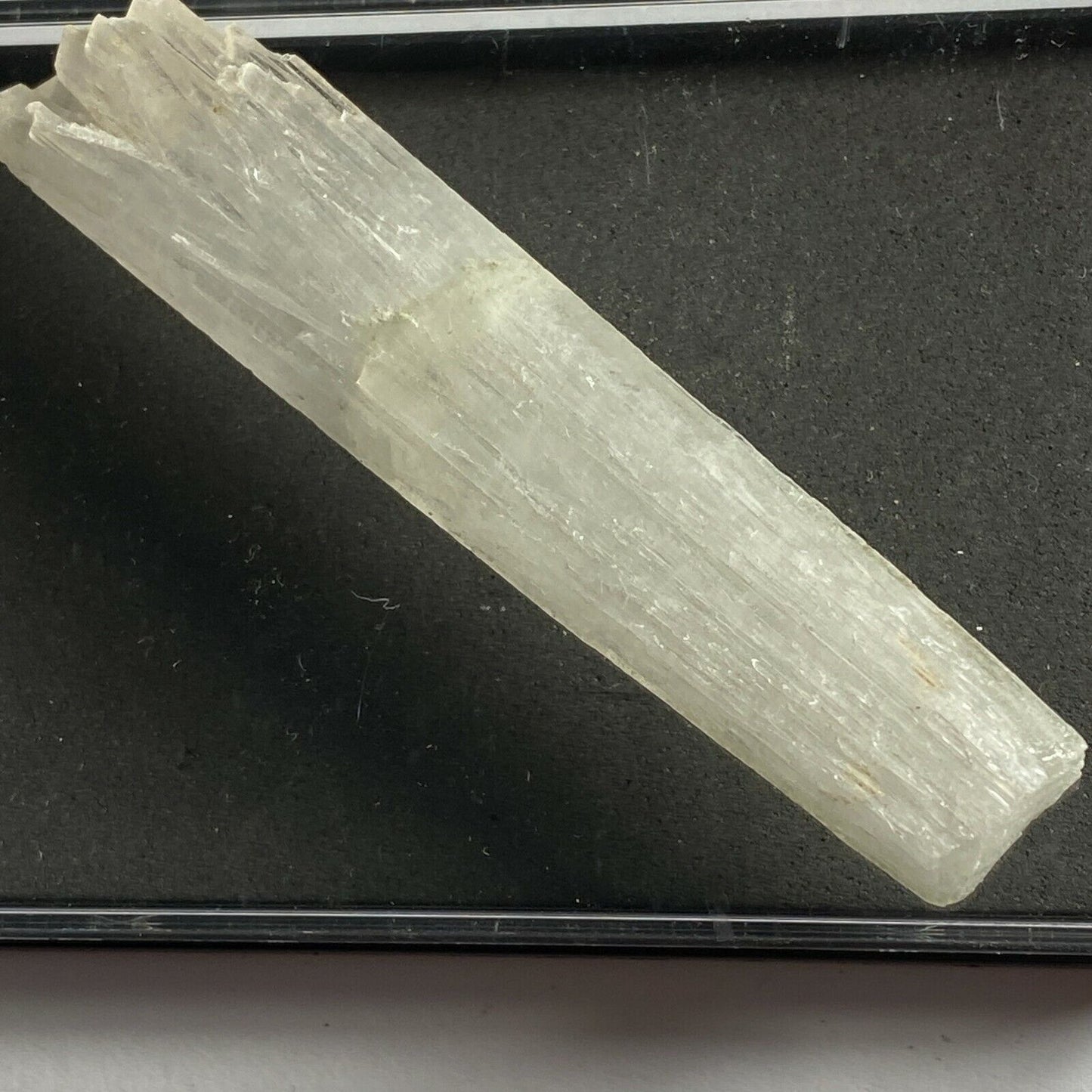 NATROLITE CRYSTAL AGGREGATE FROM MAHARASHTRA INDIA 10g MF3131