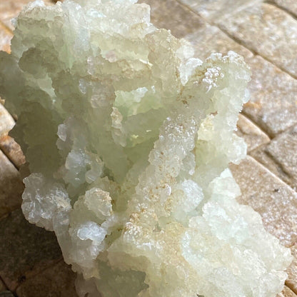 PREHNITE RARE AND IMPRESSIVE PIECE FROM MALAD QUARRY, INDIA 152g MF1328