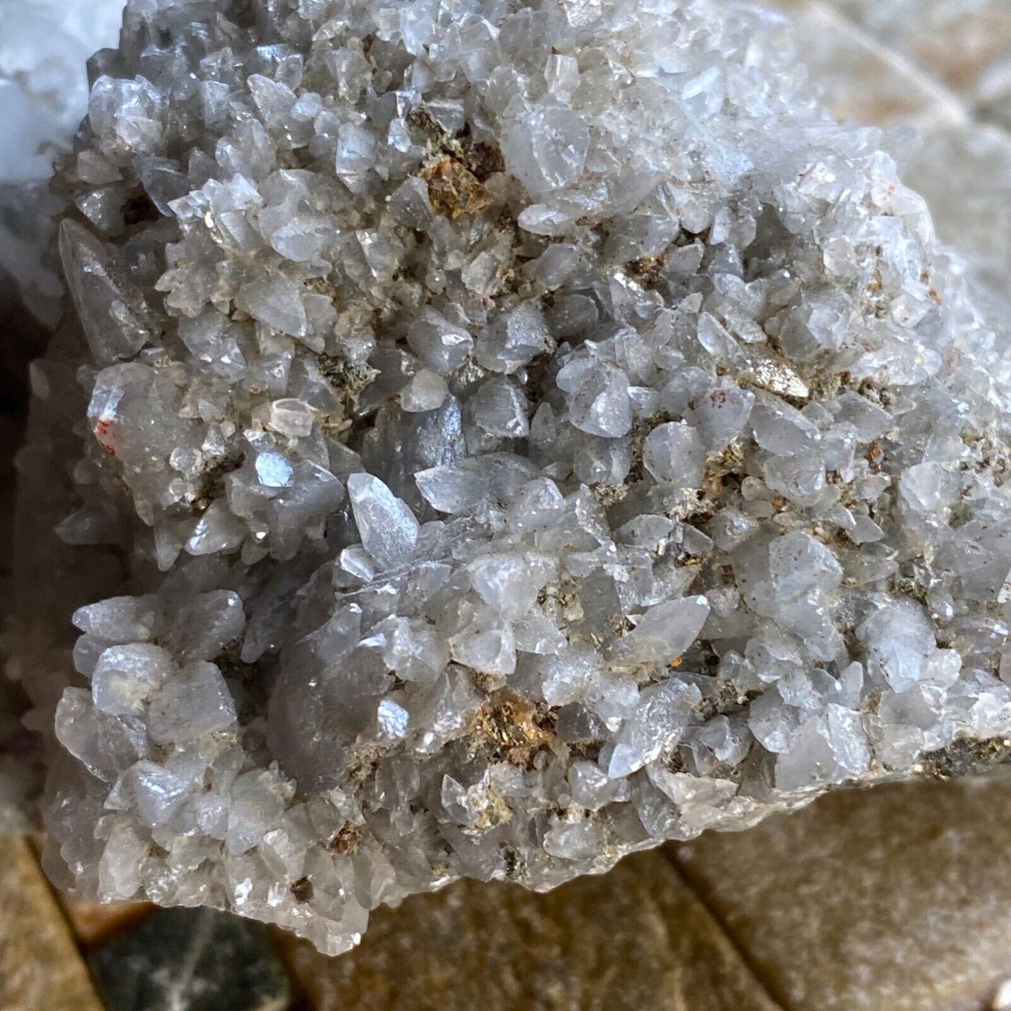 CALCITE IMPRESSIVE SPECIMEN FROM CASAPALCA MINE, PERU. 300g MF1311