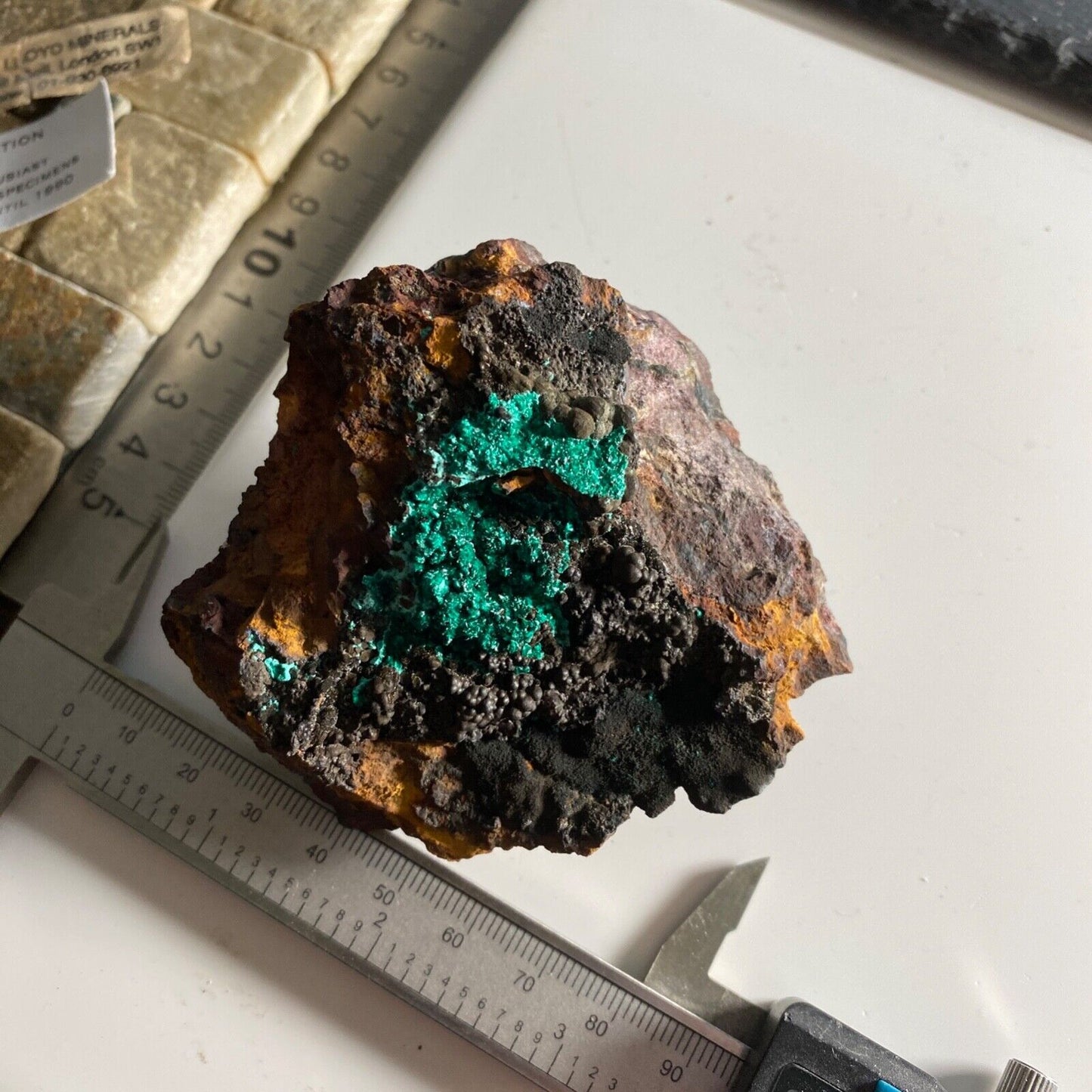 MALACHITE WITH MANGANESE OXIDES RARE SPECIMEN OF HISTORIC INTEREST 248g MF1160