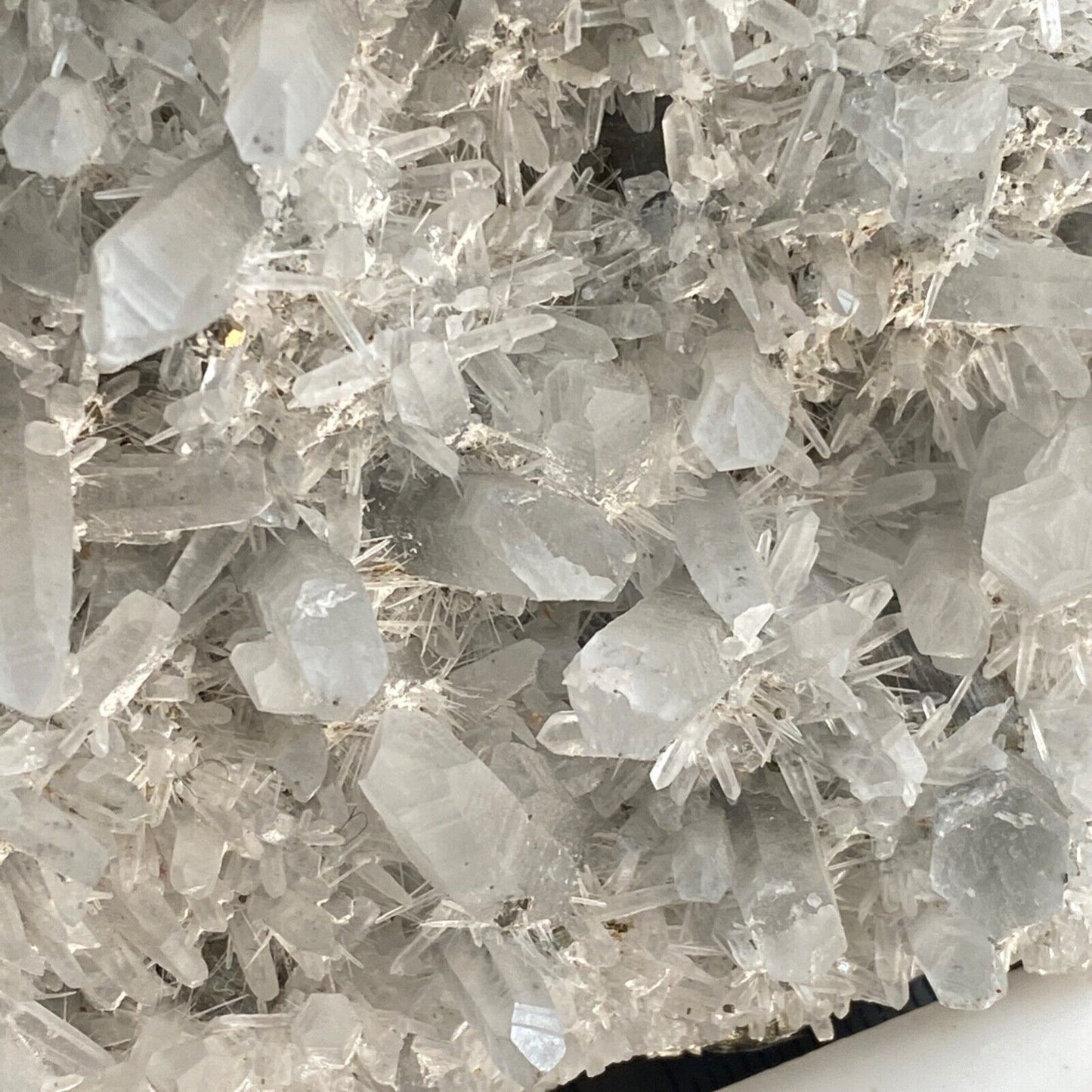 QUARTZ SUR PYRITE D'ANCASH, PÉROU 227g MF618