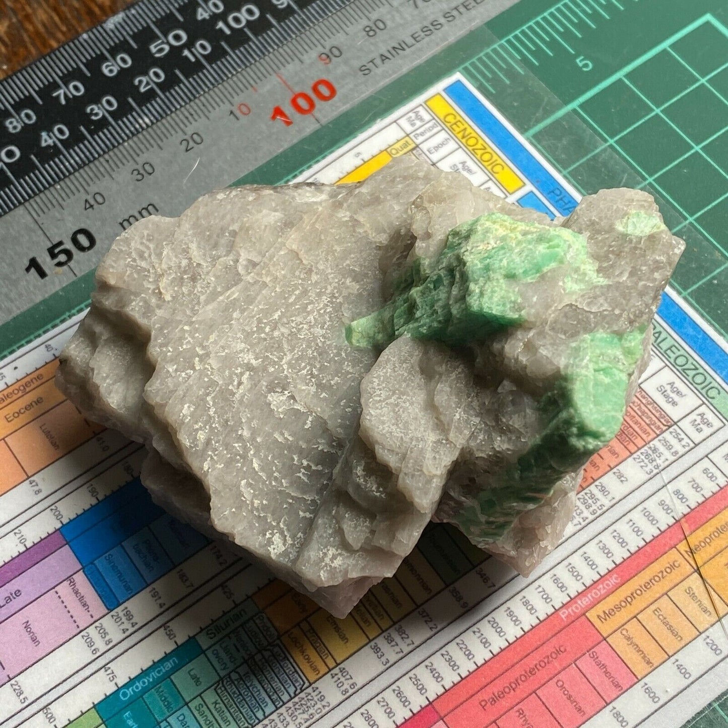 EMERALD BERYL ON MATRIX FROM MINAS GERAIS BRAZIL SUBSTANTIAL 247g MF9051