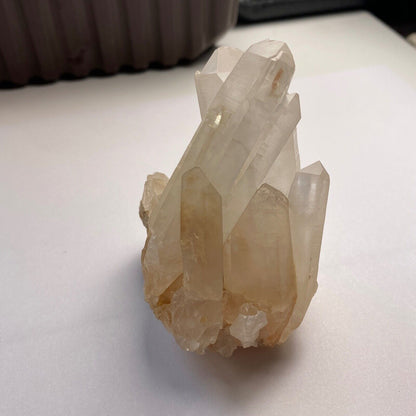 QUARTZ BEAUTIFUL CRYSTAL ASSEMBLAGE FROM ZAMBIA 148g MF6892