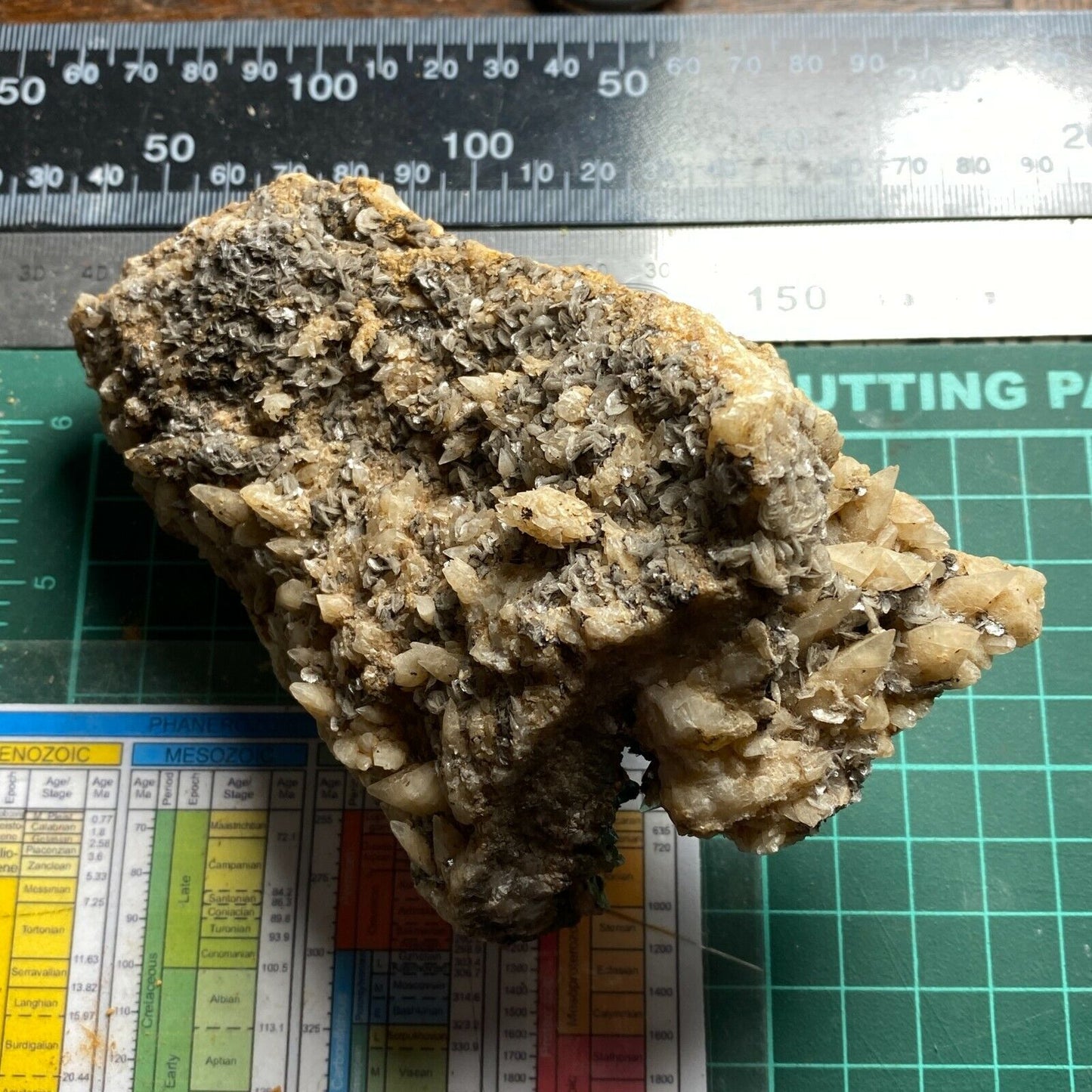 SPHALERITE ON CALCITE MATRIX FROM HAMPSTEAD FARM QUARRY 490g MF6142