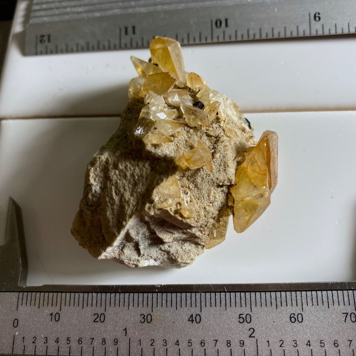 CALCITE/HYDROCARBON CLASSIC PIECE FROM INDIANA, USA 36g MF742