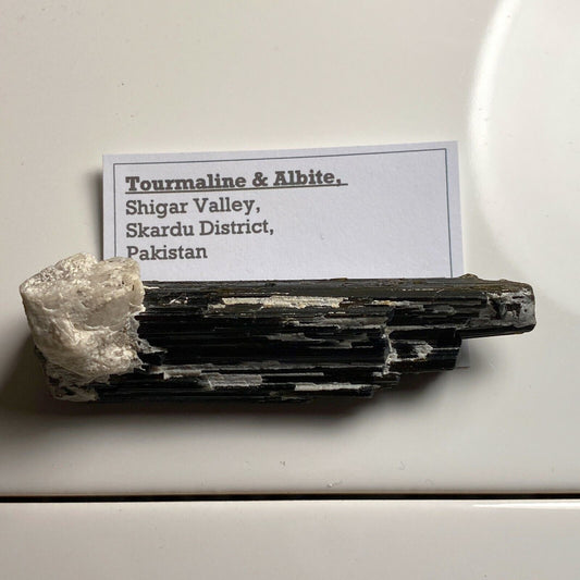 TOURMALINE WITH ALBITE FROM SHIGAR VALLEY  74g  MF3034