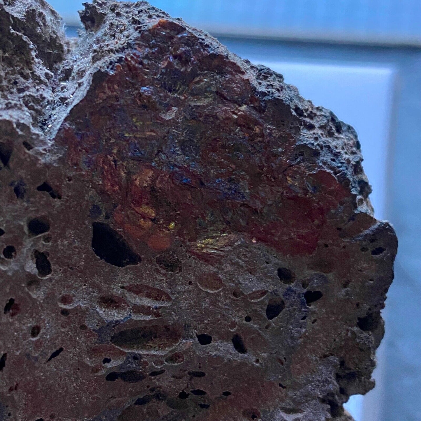 BASALT WITH COPPER MINERALISATION FROM TENERIFE 447g MF1243