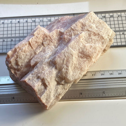 ORTHOCLASE FELDSPAR ETC DE BERYL PIT, ONTARIO, CANADÁ. 440g MF383