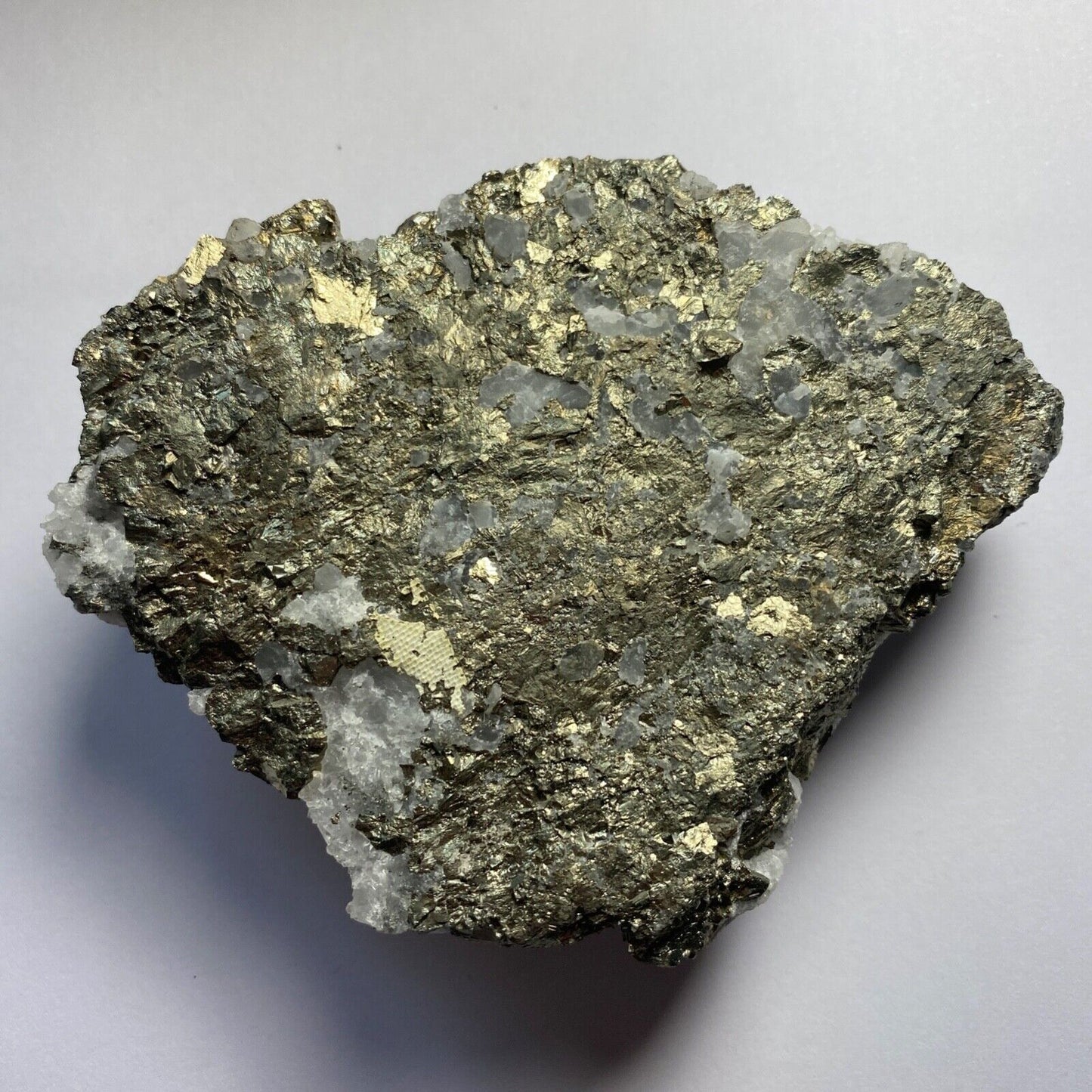 QUARTZ SUR PYRITE D'ANCASH, PÉROU 227g MF618