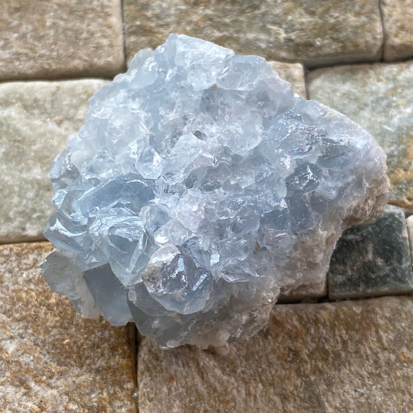 CELESTITE [ CELESTINE] NATURAL MINED ROUGH SPECIMEN 36g  MF7107