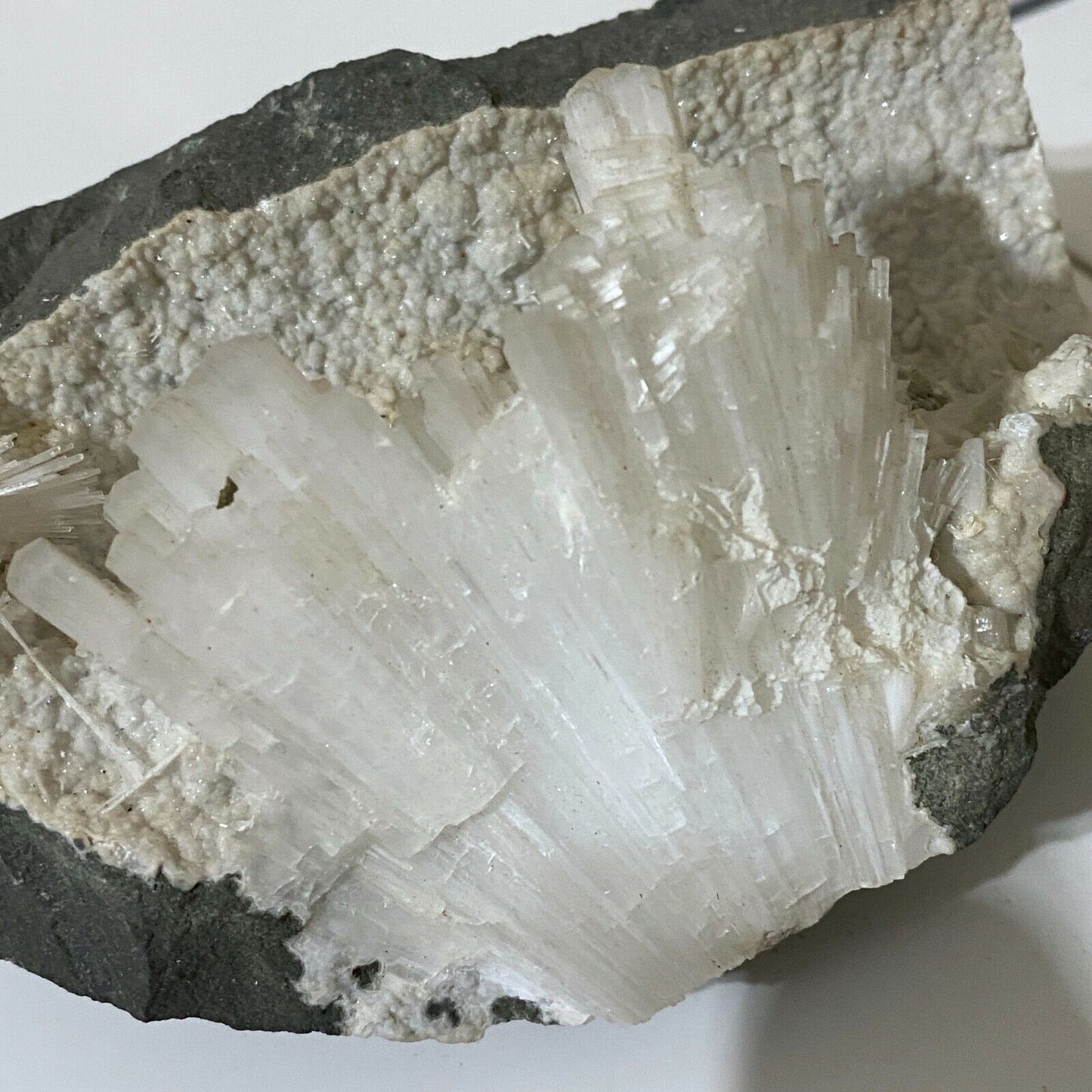 NATROLITE &amp; OKENITE LOVELY MUESTRA GRANDE DE LA INDIA 646g MF3965