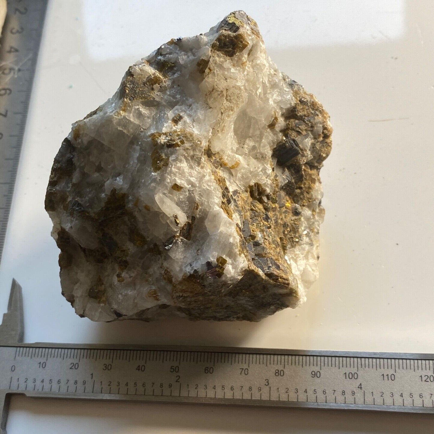 INTERESANTE MUESTRA MULTIMINERAL DE LA MINA NAICA, MÉXICO GRANDE 480g MF1179