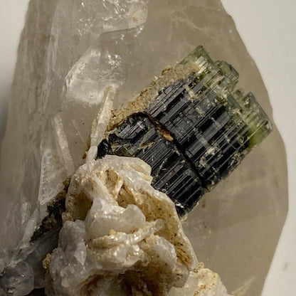 TOURMALINE IN QUARTZ & ALBITE FROM SKARDU, PAKISTAN  115g MF1334