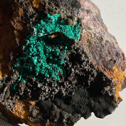 MALACHITE WITH MANGANESE OXIDES RARE SPECIMEN OF HISTORIC INTEREST 248g MF1160