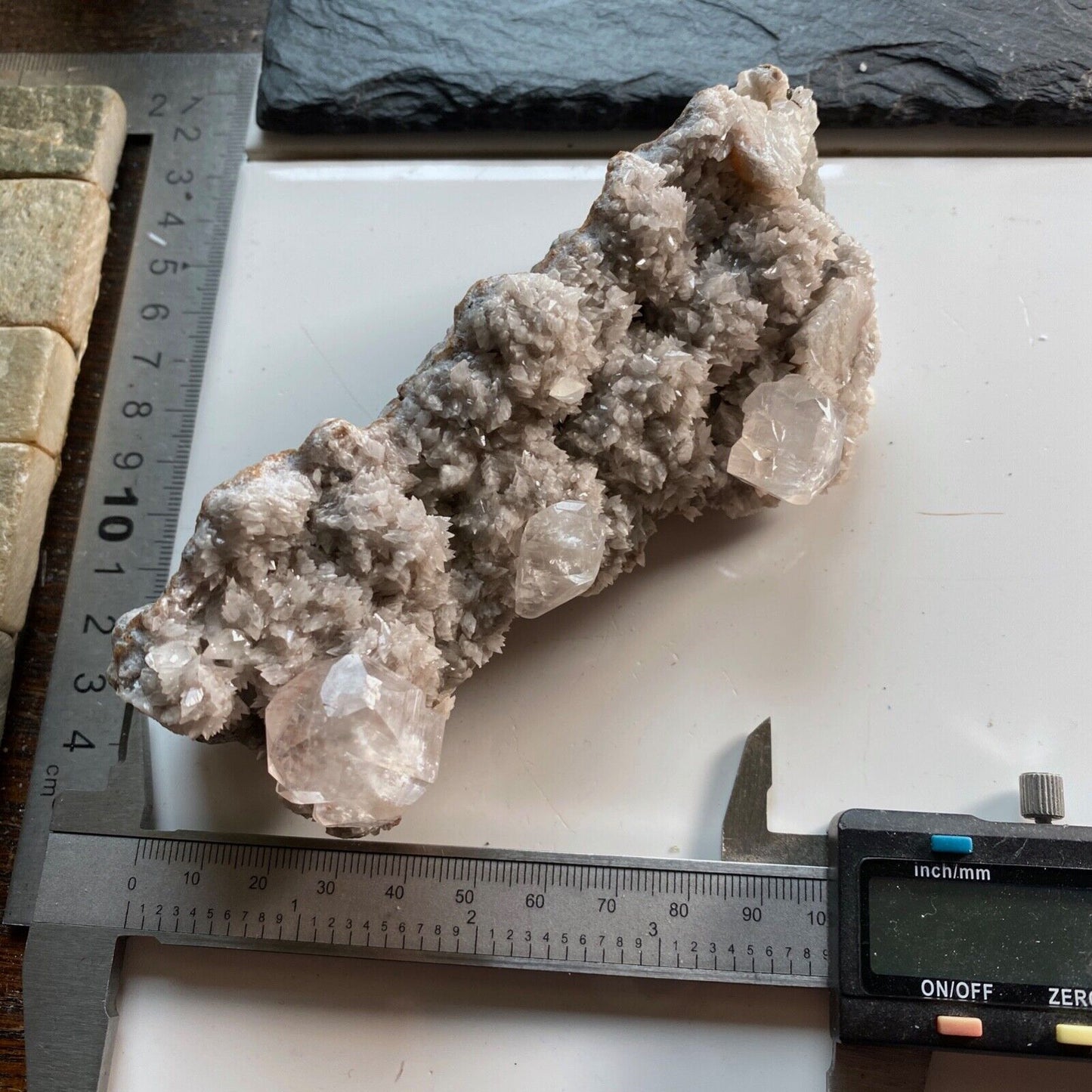 CALCITE UNUSUAL PIECE FROM DAYE, HUBEI, CHINA 325g MF870