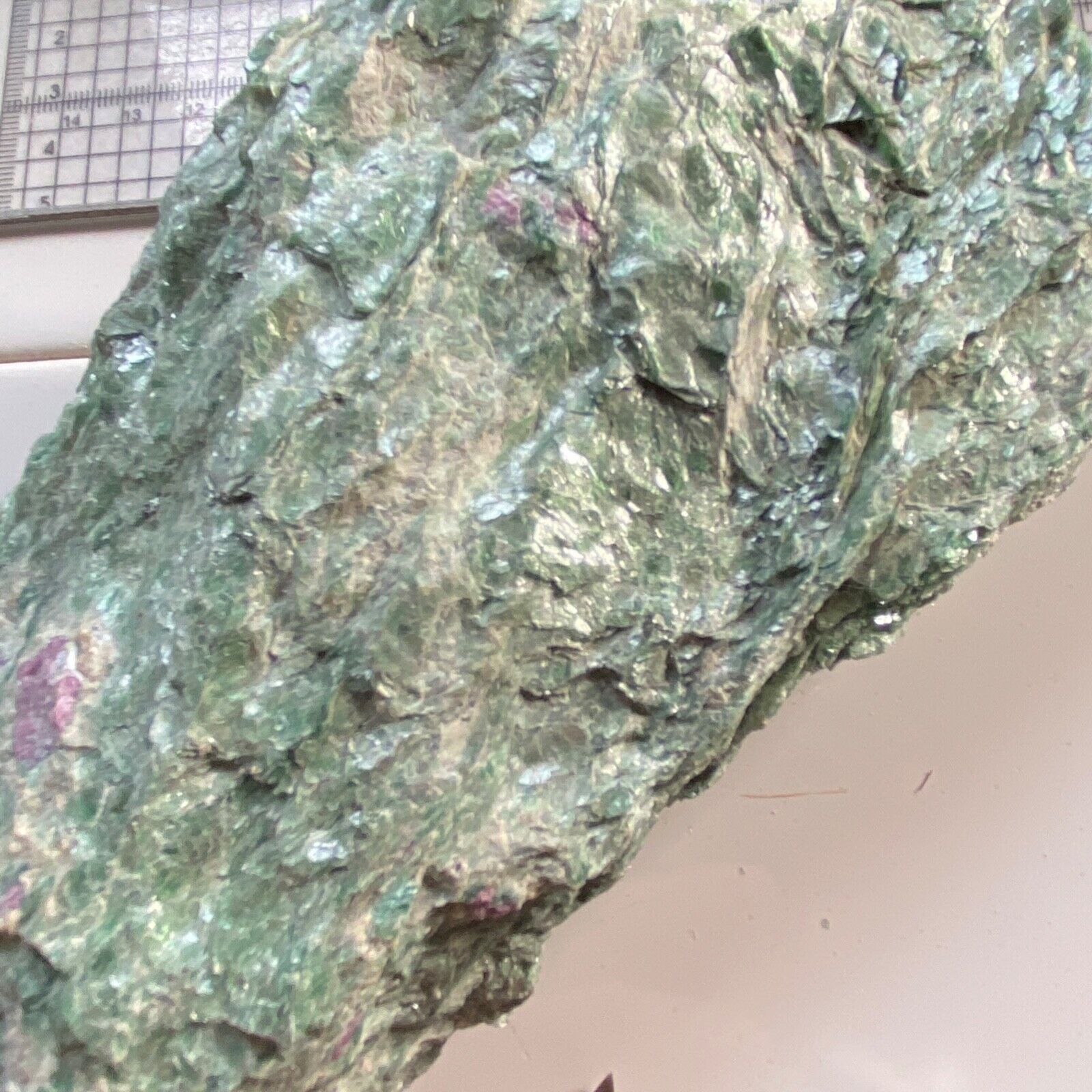 CHROME FUCHSITE WITH RUBY CORUNDUM RARE SPECIMEN SUBSTANTIAL 975g MF6965 - MF Minerals & Rocks