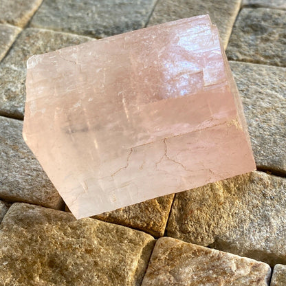 CALCITE FROM SAN LUSI POTASI, MEXICO 56g ET 70