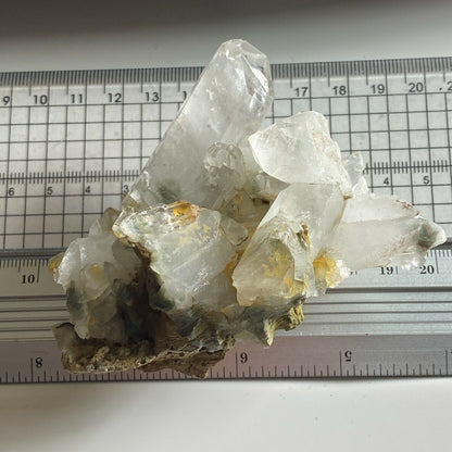 QUARTZ CRYSTAL CLUSTER FROM BALOCHISTAN, PAKISTAN 165g MF3117