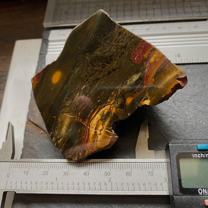 TIGERS EYE FROM BROCKMAN MOUNTAIN, AUSTRALIA 162g MF1033