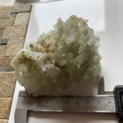 PREHNITE RARE AND IMPRESSIVE PIECE FROM MALAD QUARRY, INDIA 152g MF1328