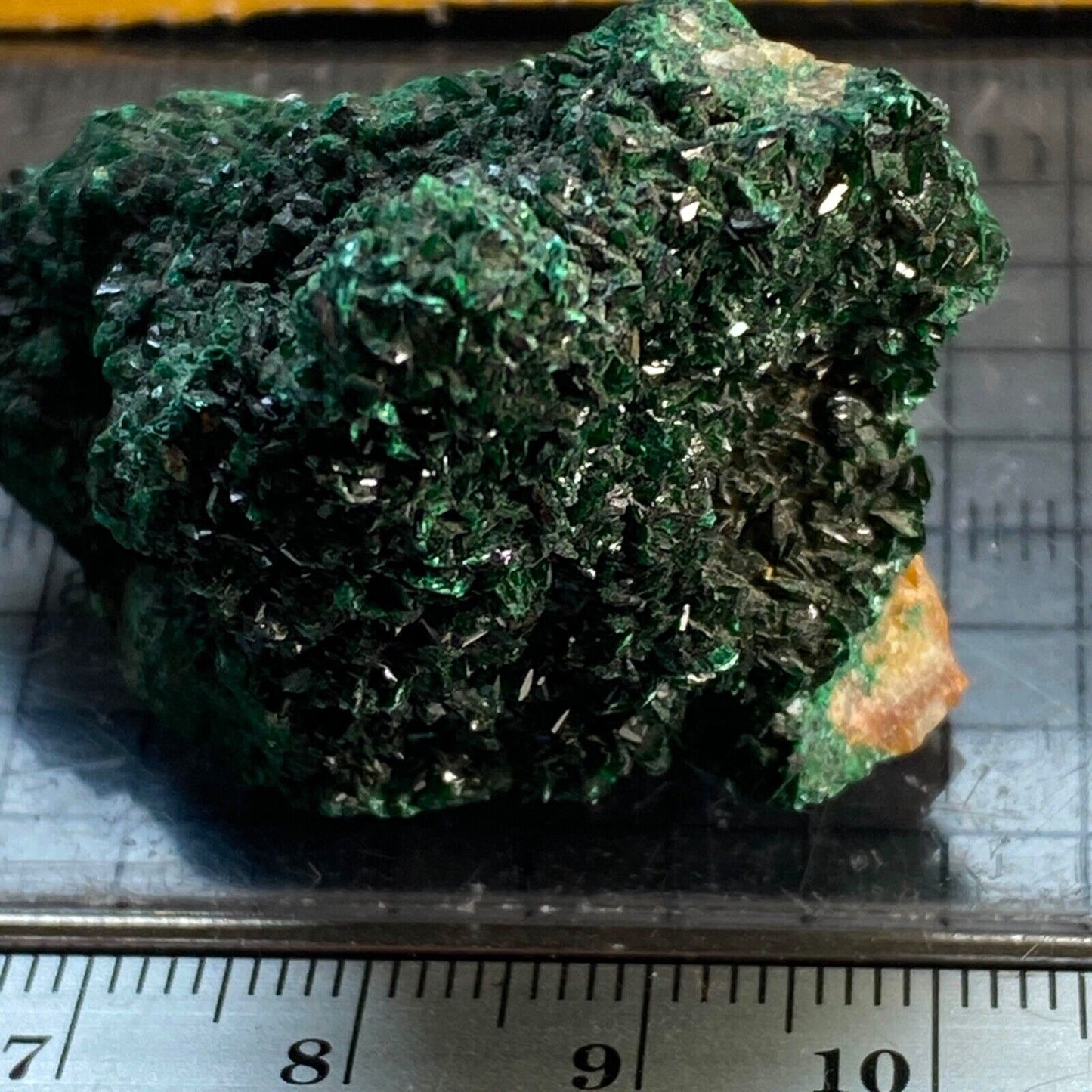 ESPECIMEN RARO DE LIBETENITA DE LA MINA NCHANGA, ZAMBIA 40g MF1019