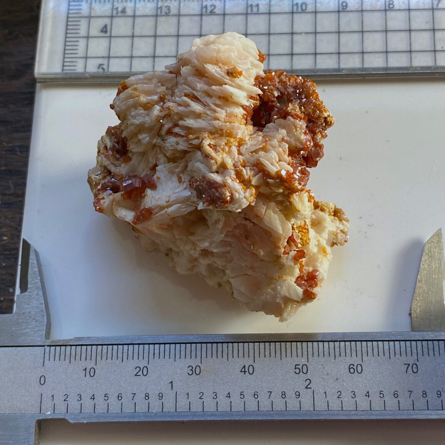 VANADINITE WITH BARITE FROM MOROCCO BEAUTIFUL SPECIMEN 96g MF6827