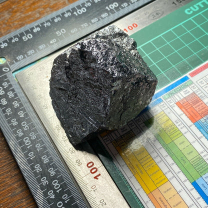 SILICON [CARBIDE?] INTERESTING SPECIMEN 262g  MF3598