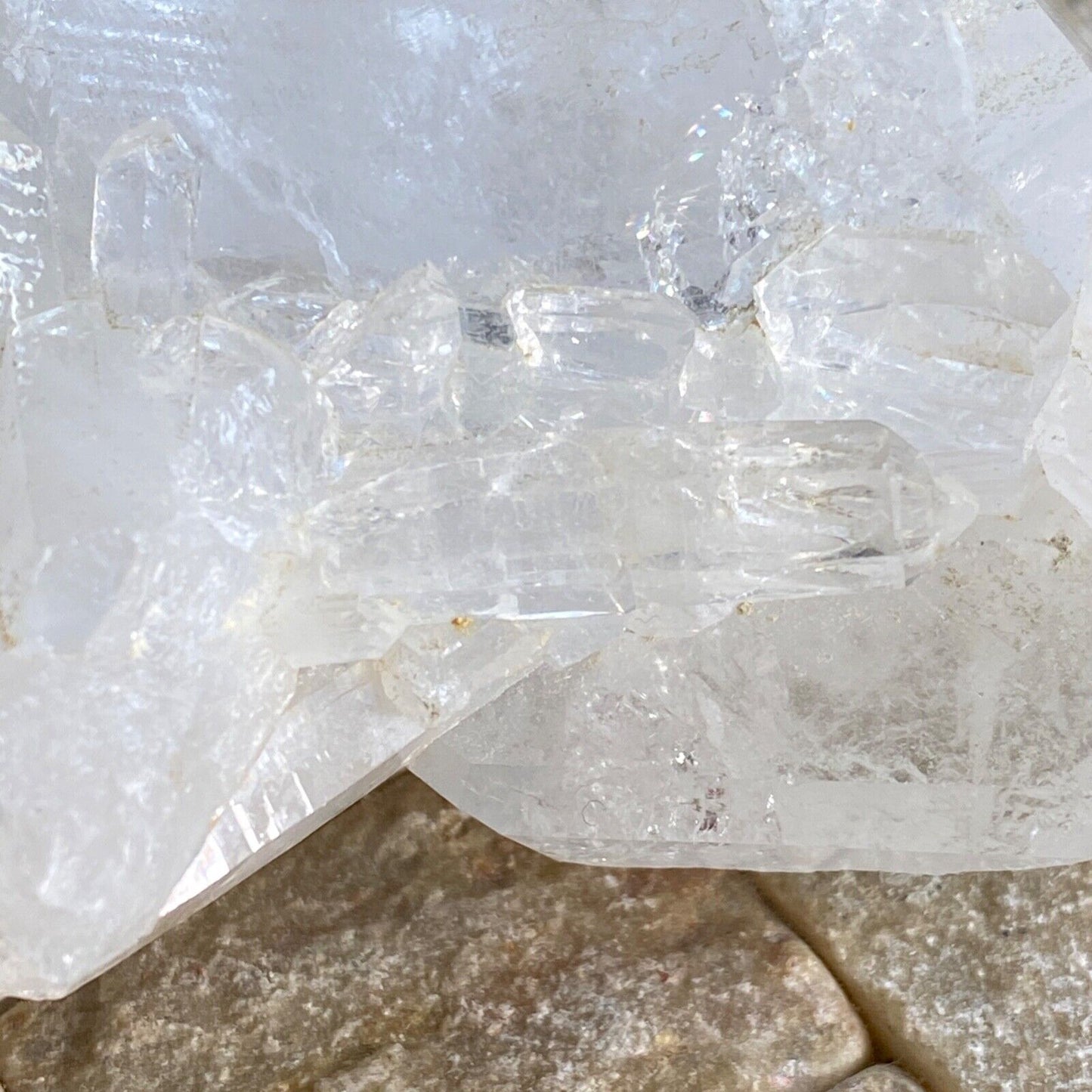 QUARTZ ROCK CRYSTAL FROM AFGHANISTAN 175g MF799