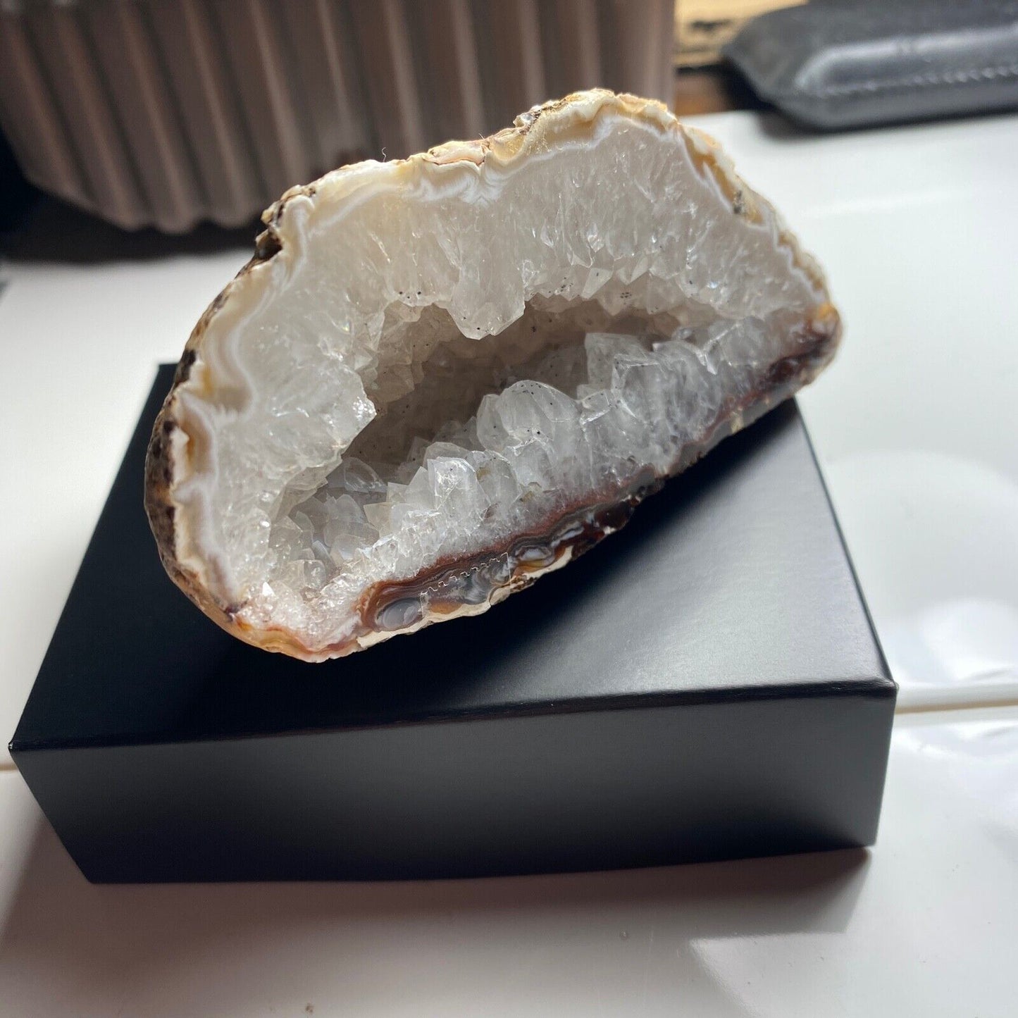 QUARTZ GEODE FROM MINAS GERAIS, BRAZIL 208g MF6904