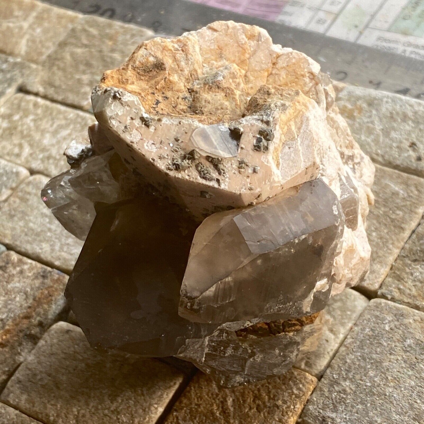 QUARTZ/TOPAZ ETC ON MICROCLINE FROM NAMIBIA 258g MF6972