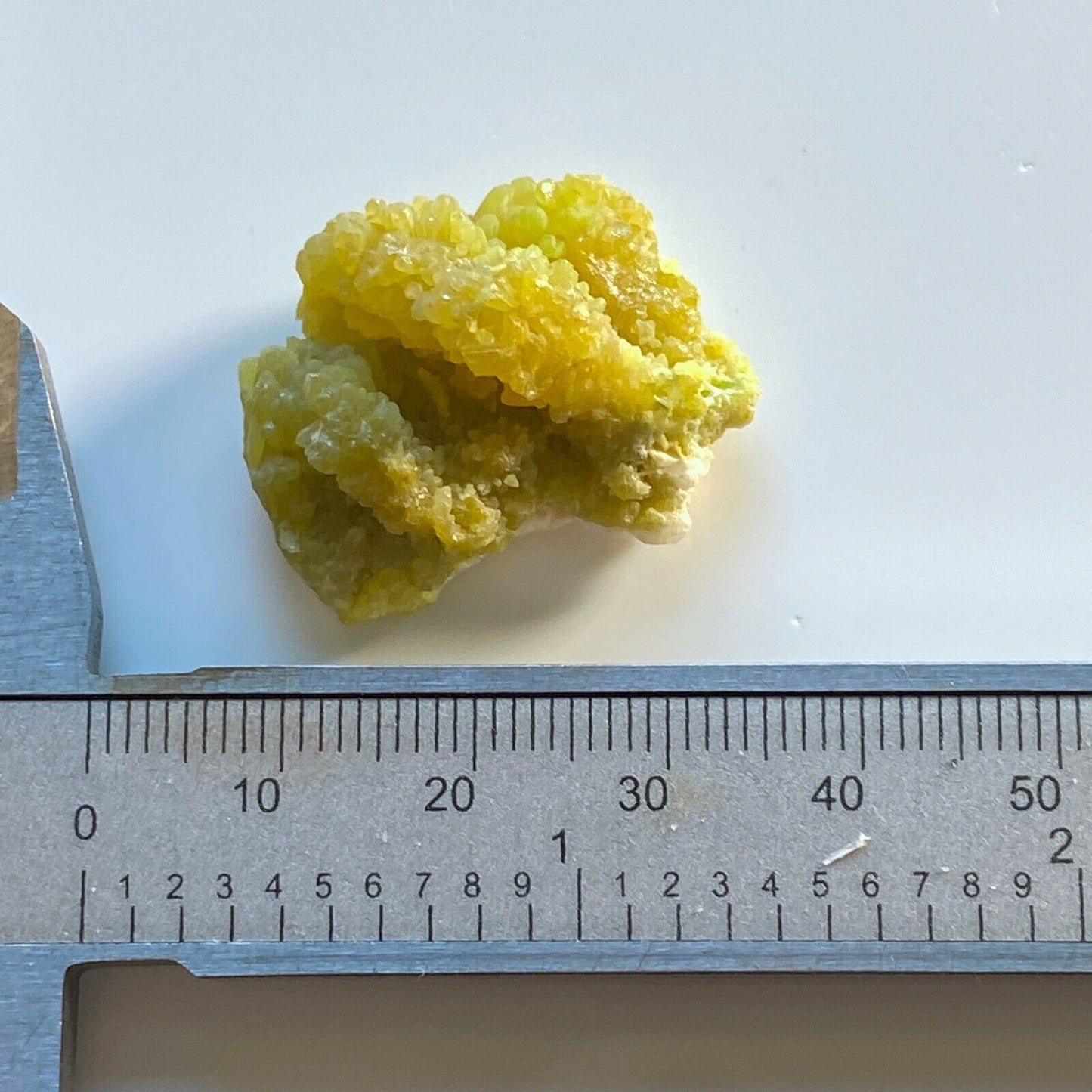 PLUMBOGUMMITE/PYROMORPHITE FROM YANGSHUO MINE, CHINE 15g MF3410