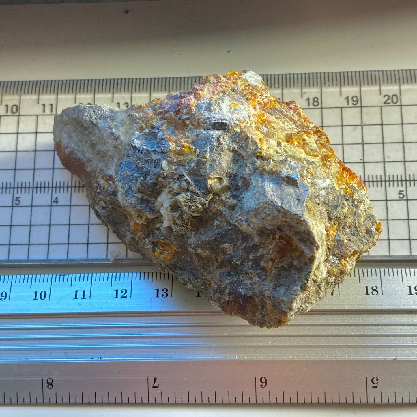 MINERAL DE ESFALERITA Y GALENA DE ESPAÑA 204g MF3240