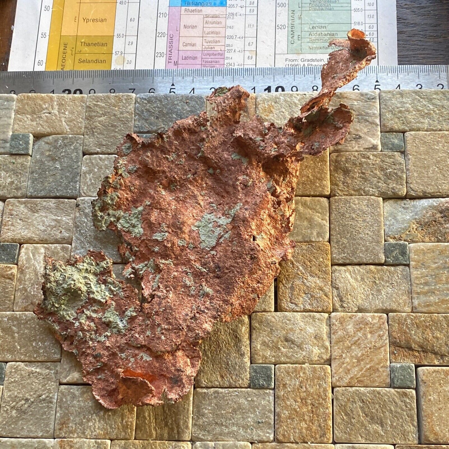 MINERAL MUESTRA RARO COBRE NATIVO TAMAÑO MÁS INUSUAL DE MICHIGAN MF6708